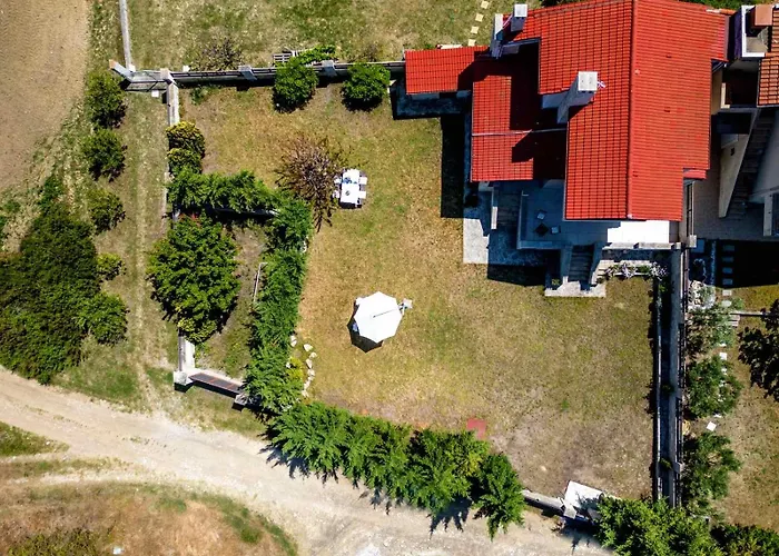 Hill Vilă *